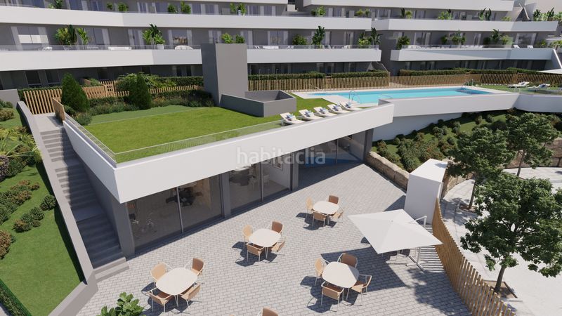 Foto 2f8a29a8-d92e-44e8-82a9-6b30ac327a51. Casa adossada amb aparcament piscina a Manilva pueblo Manilva