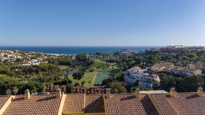 Foto f900fa67-7e7b-40e9-81be-d89fa671c112. Apartament amb aparcament a Zona Centro Comercial Torrequebrada Benalmádena
