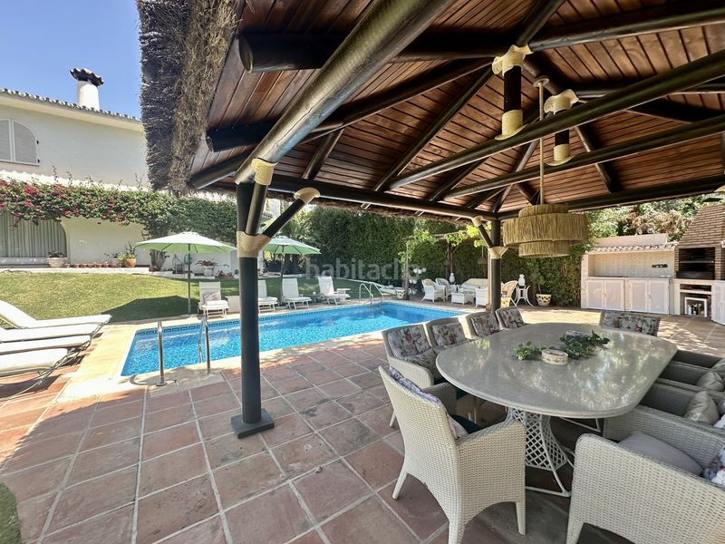 Foto 5d02fc10-5967-4580-9e03-695ffc92d632. Casa amb aparcament piscina a Puente Romano Marbella