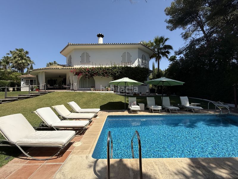 Foto a523b6d8-44f2-4ae5-a8fd-f49b41e3f2d0. Casa amb aparcament piscina a Puente Romano Marbella