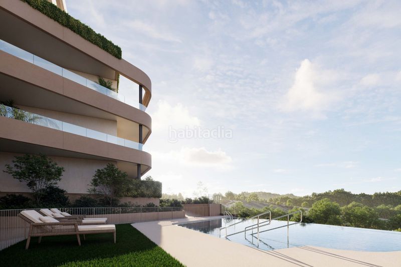 Foto 4bab6c14-cdb5-48f9-9df2-b41677dc1a68. Apartament amb aparcament a Estepona golf Estepona