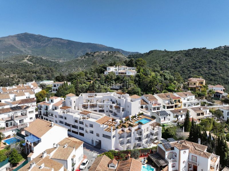 Foto 64aeceb8-a1ab-4883-8c33-419b666b6849. Apartament amb aparcament piscina a Benahavís pueblo Benahavís