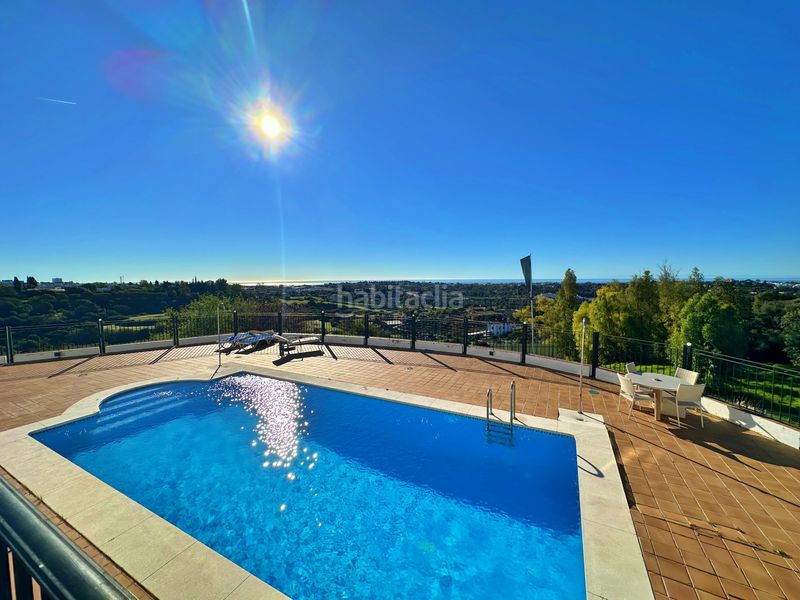 Foto 8ed6b8e7-9968-475f-be8c-98e306c5dcad. Casa aparellada amb aparcament piscina a los arqueros - puerto del almendro Benahavís