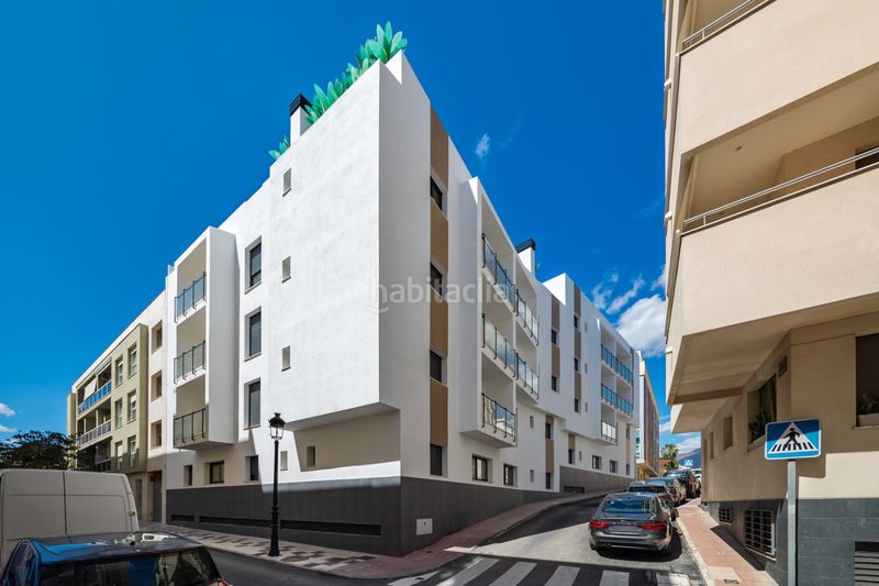 Foto df88f35c-972c-4246-806b-b52b04b32833. Àtic amb aparcament piscina a Centro Estepona