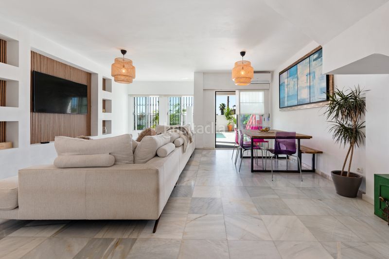 Foto 4bddc520-b2f4-4c85-9300-a344cba4c413. Casa amb aparcament piscina a Bel - Air Estepona