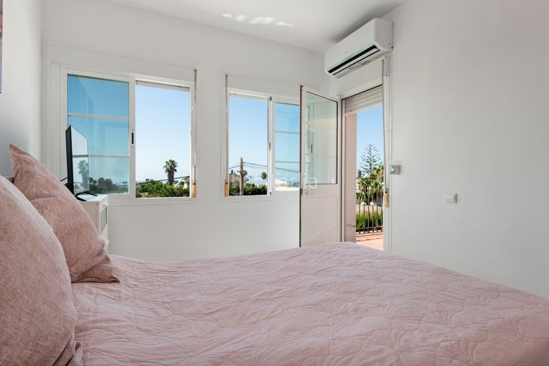 Foto b000fad8-0ec0-42ad-9f88-e621255ed59c. Casa amb aparcament piscina a Bel - Air Estepona