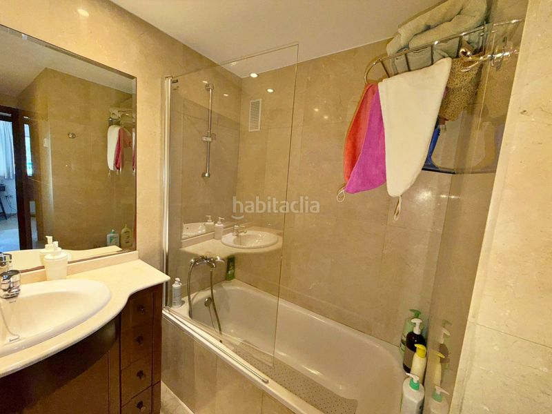 Foto 8ddde6c2-6b5d-4ba3-abe9-5f2d4e04c734. Planta baixa amb aparcament piscina a Centro ciudad Fuengirola