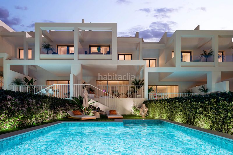 Foto b1f4b18d-1c11-45c8-bfa8-bb823c05b920. Casa adossada amb aparcament piscina a Manilva pueblo Manilva