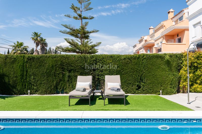 Foto 0d79c173-0f25-4d31-8993-2058d46b7da0. Casa amb piscina a Bel - Air Estepona