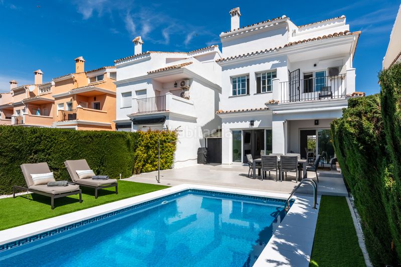 Foto 762f14e0-a74b-4e0c-8060-6eedadebbab9. Casa amb piscina a Bel - Air Estepona