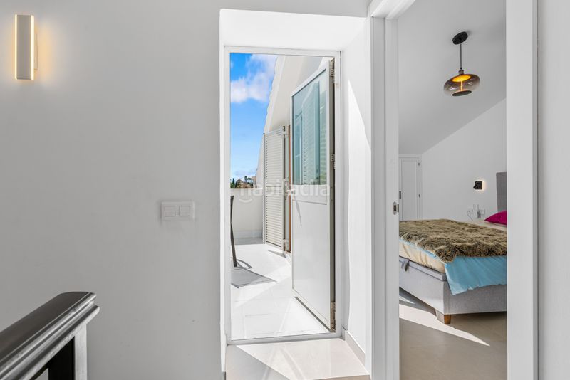 Foto fd53bced-c4d3-4b68-8161-a7575f2b6b6f. Casa amb piscina a Bel - Air Estepona