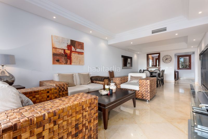 Foto 9cb8dacc-57f8-46ca-aeff-f6b3a462f354. Apartament amb aparcament piscina a Kempinski Estepona