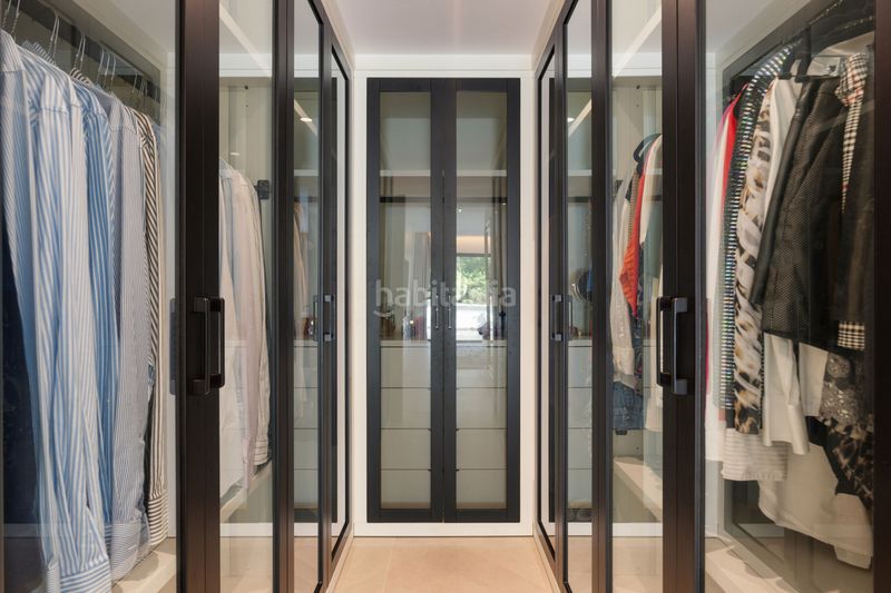 Foto a4ff7299-03ae-4c72-8d84-26df072ed987. Apartamento en lomas de Marbella club Marbella