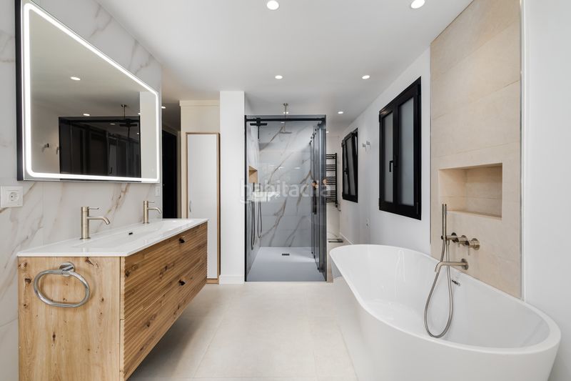 Foto b890c1cf-8cac-425b-bb9b-59fa6672cedc. Apartamento en lomas de Marbella club Marbella