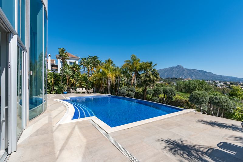Foto 5dcdbc05-e5bb-4337-9e2b-1b5ae4f0afdf. Casa amb aparcament piscina a La Quinta Benahavís