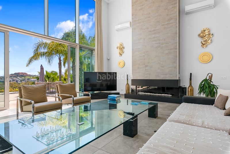 Foto f59e46f3-e9bd-4929-9d58-1a55c4287a2a. Casa amb aparcament piscina a La Quinta Benahavís