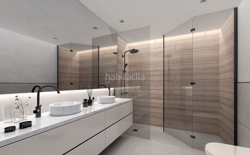Foto a10f19bf-71e7-4a23-a2b2-86b45a53f43a. Apartament amb aparcament piscina a El Castillo Manilva