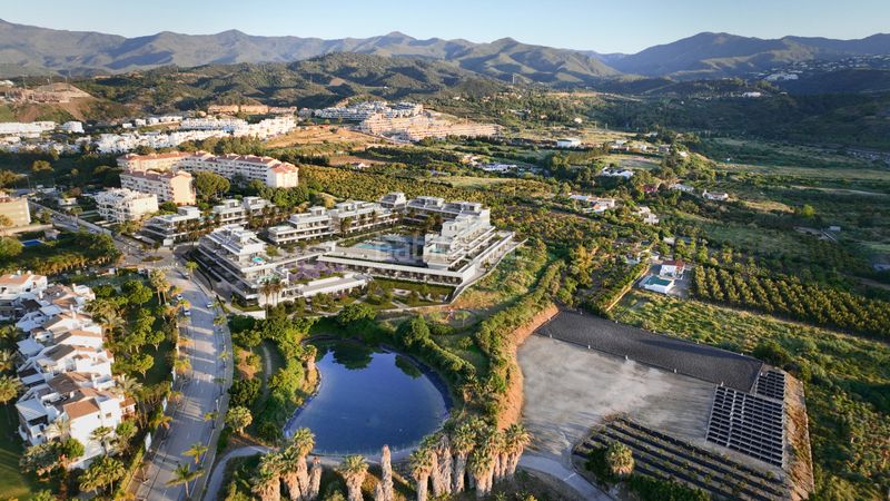 Foto e33788eb-5f1c-40c5-9bcb-c22a92740a2d. Appartement mit parking pool in La Concha - Resina Golf Estepona