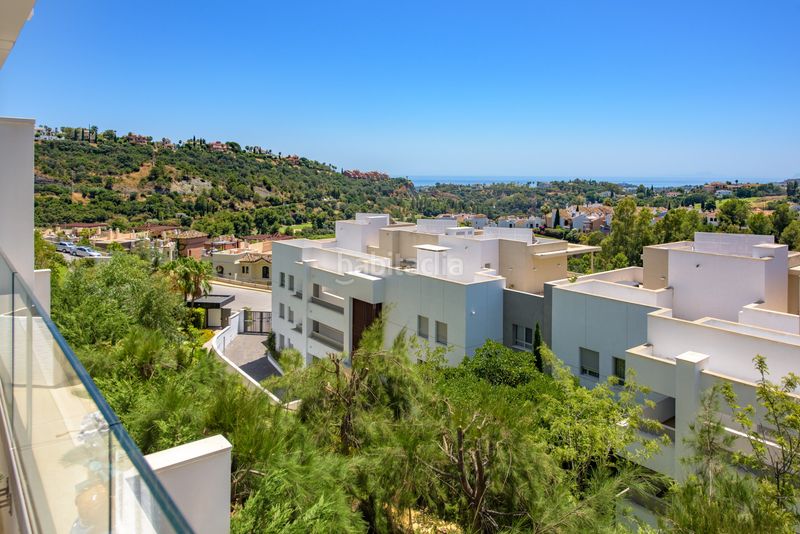 Foto a7cf9ce0-bef9-4d54-812d-9b3a63693d95. Apartament amb aparcament piscina a los arqueros - puerto del almendro Benahavís