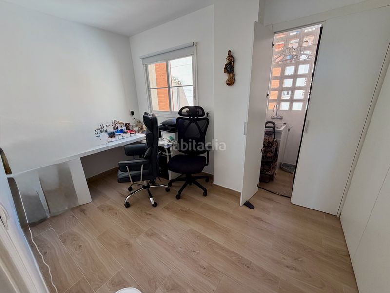 Foto 1b0e5e7b-29da-4abe-a42e-d1df98b5b9e9. Apartament amb aparcament a puerto de Estepona Estepona