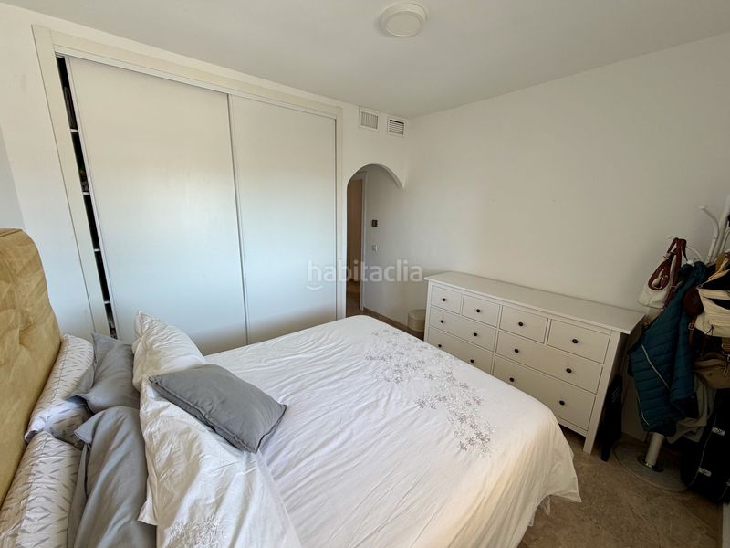 Foto 39f2320d-efb8-4e41-a609-83b7609a07e9. Apartament amb aparcament a puerto de Estepona Estepona