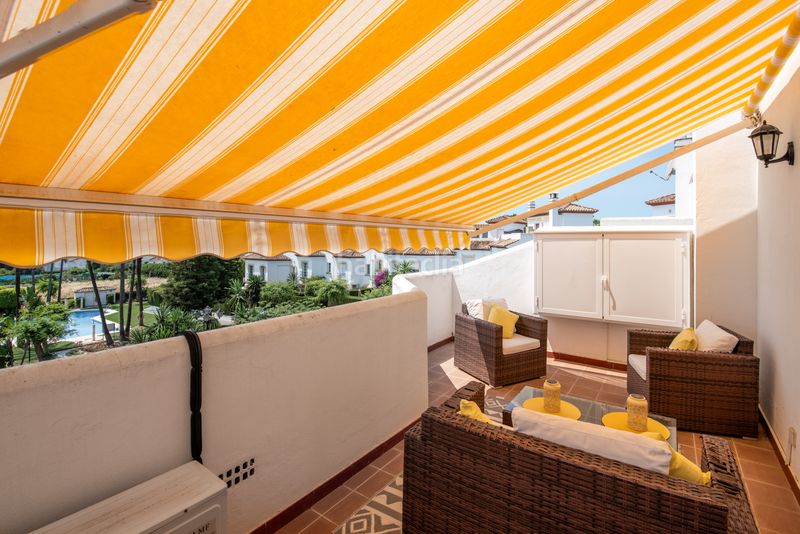 Foto c4dd5fb9-7c4c-4a6e-b531-bf281b48414d. Casa adossada a Bel - Air Estepona