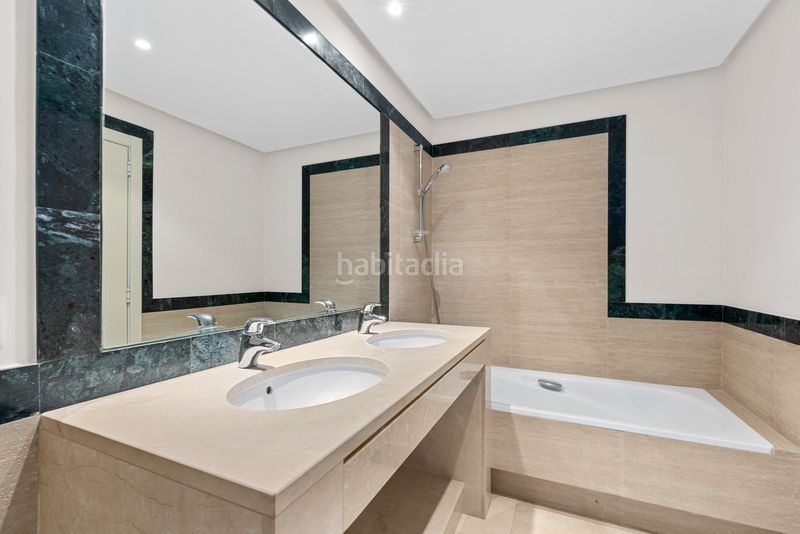 Foto 65cdbfc3-b82c-444d-b32e-11356c288ba0. Planta baixa amb aparcament piscina a La Quinta Benahavís
