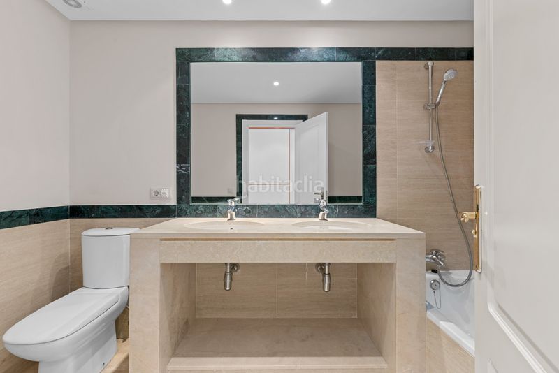 Foto ab9f2364-6a93-4030-9d2a-e2efb057d895. Planta baixa amb aparcament piscina a La Quinta Benahavís