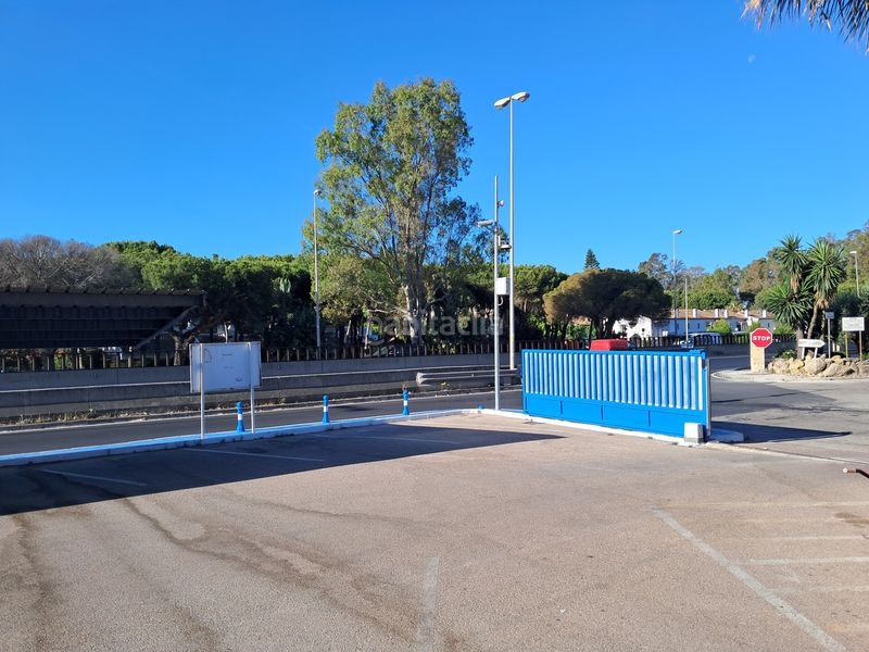 Foto a2b02685-087e-4fcc-8f18-ba3312ca67b3. Local comercial a Paraiso - Barronal Estepona