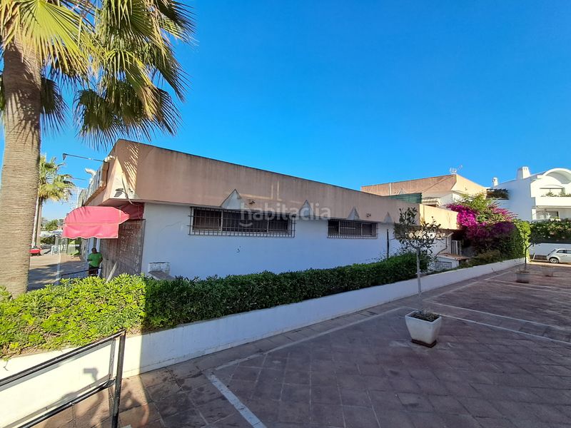 Foto d40658f4-8dd7-465c-b8ee-50492979d797. Local comercial a Paraiso - Barronal Estepona