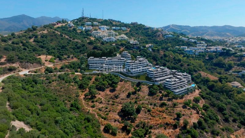 Foto c1c1e751-670c-41b2-a847-2f203751e745. Planta baixa amb calefacció aparcament piscina a Marbella