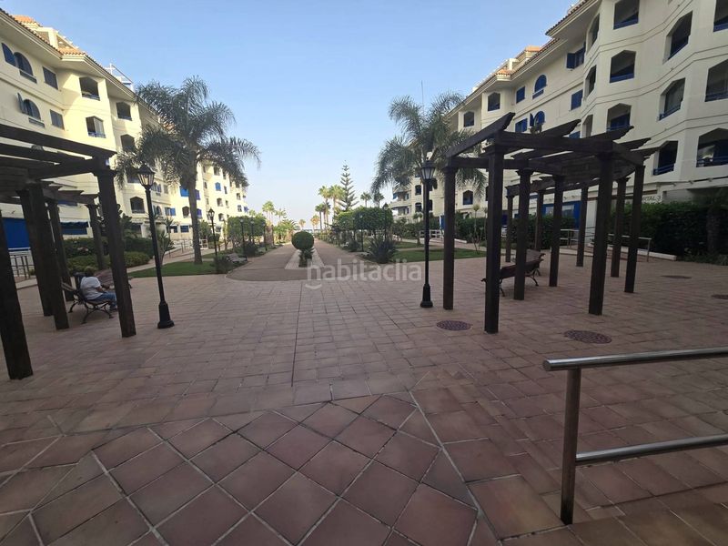 Foto 4a82142e-fc93-4bef-8d2e-ac2b1298993c. Planta baixa amb aparcament piscina a San Luis de Sabinillas Manilva