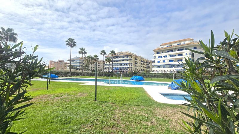 Foto 56377d21-a206-4c2f-af7d-18a9fea7b5d7. Planta baixa amb aparcament piscina a San Luis de Sabinillas Manilva