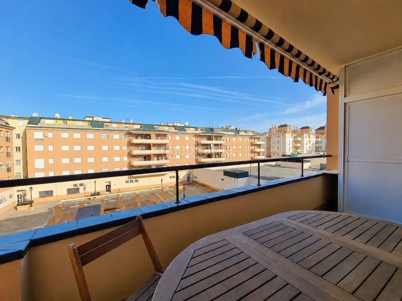 Foto c71efb29-41b3-4169-99f2-bb4ca71cd4a9. Apartament amb calefacció aparcament piscina a San Luis de Sabinillas Manilva
