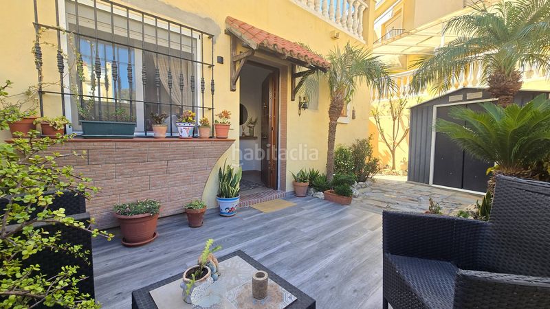 Foto e0e091d9-67d9-42e1-9db7-2f26196bb28e. Casa aparellada amb aparcament piscina a puerto de Estepona Estepona