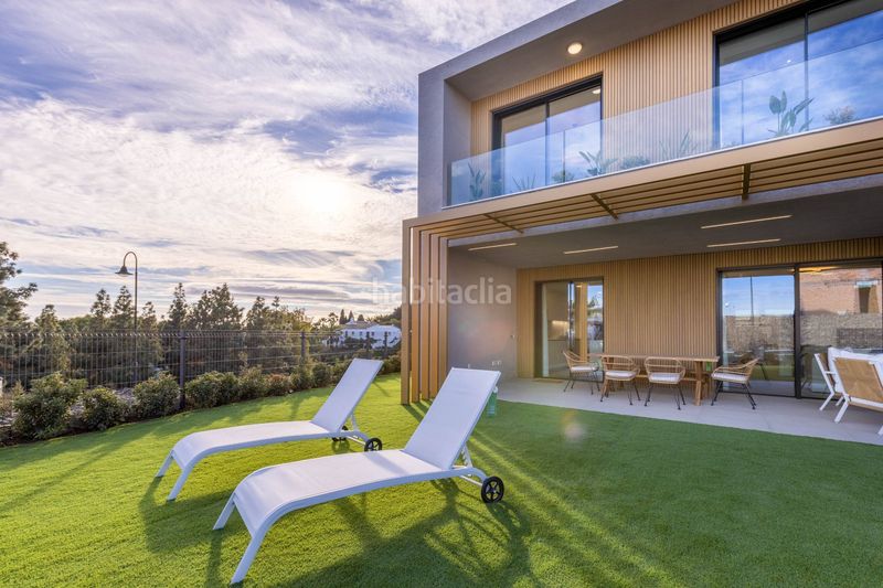 Foto b053d1c3-c246-4941-b2e9-06a46368bf2b. Casa adossada amb calefacció aparcament piscina a Mijas