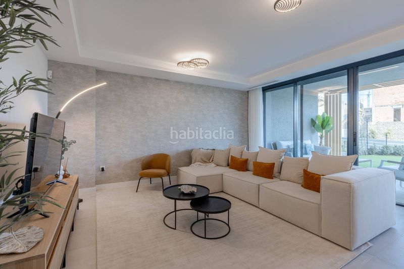 Foto fcd4e7f6-b1fa-4a6c-bed4-0d0855e2f9e6. Casa adossada amb calefacció aparcament piscina a Mijas