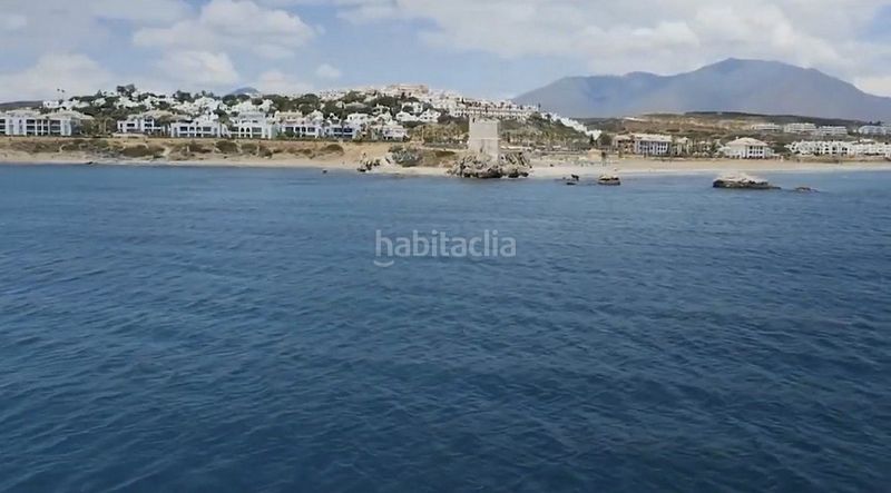 Foto 1b7efbaa-0a8e-4048-9eb7-c8a0f2a1c740. Àtic amb calefacció aparcament piscina a Estepona golf Estepona