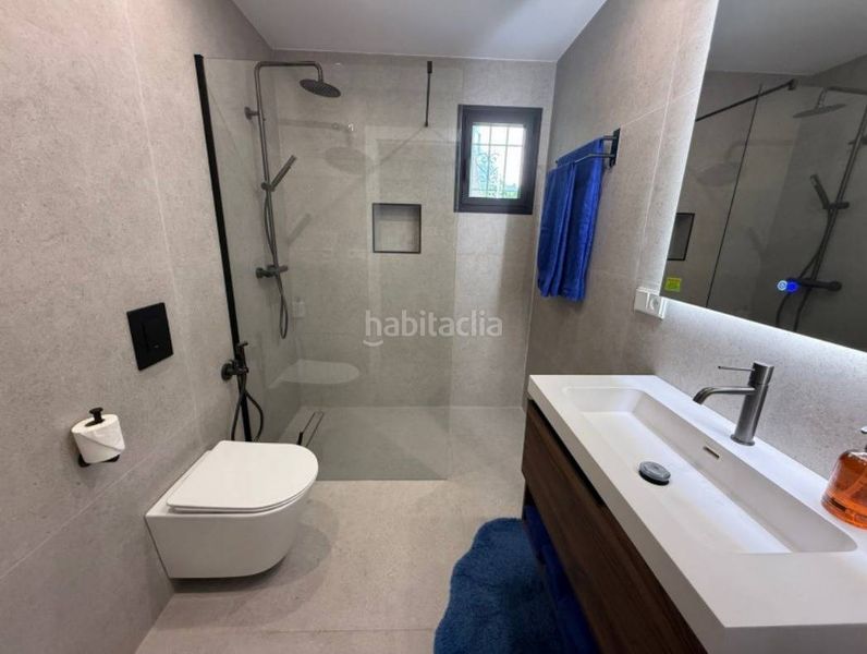 Foto 5688cca3-c1cc-4d2a-a1db-e33ae3cc8a74. Planta baixa amb aparcament piscina a Casasola Estepona