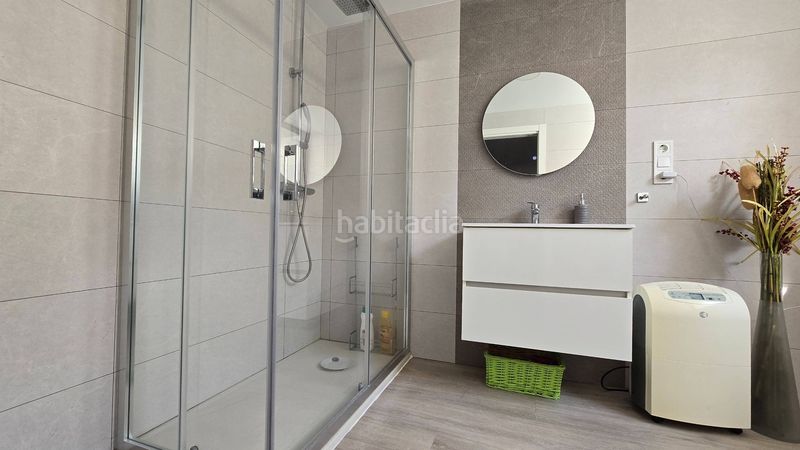 Foto a7ff9146-b5de-4bc6-b72b-6e0531df2f14. Duplex avec parking piscine dans Chullera Manilva