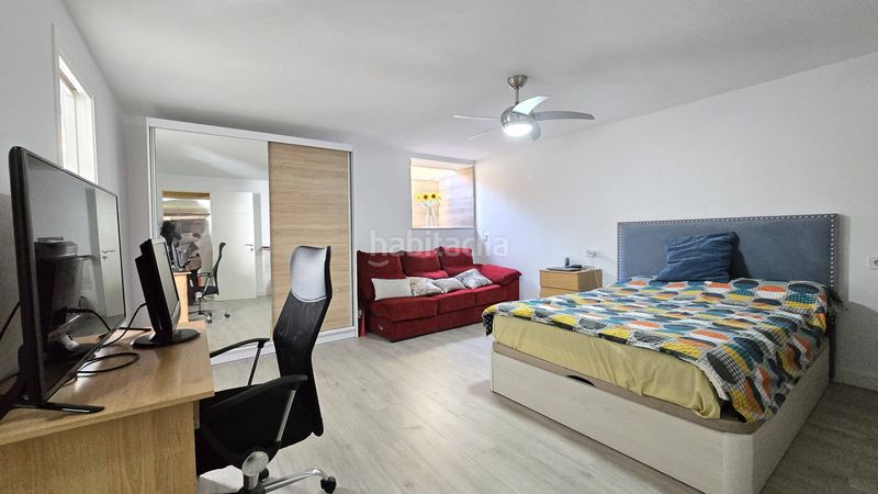 Foto b4fa9b06-2302-4ed1-b83d-a7175de5c201. Duplex avec parking piscine dans Chullera Manilva