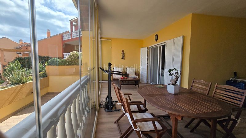 Foto d9ca20ea-4e15-44ad-ab99-599762be6a55. Duplex avec parking piscine dans Chullera Manilva
