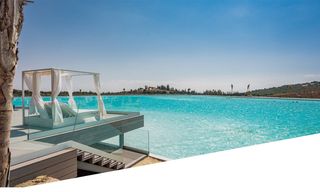 Apartamento  Calle camino de manilva. Exclusivo apartamento en venta en alcazaba lagoon, casares. mála