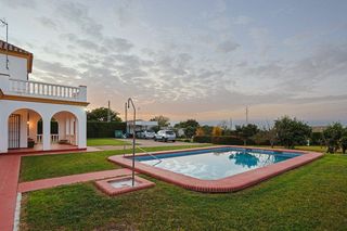 Xalet  Zona oriente. Exclusiva propiedad independiente en venta en sanlúcar la mayor,