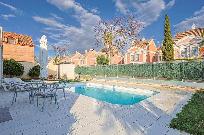 Foto a124194a-6322-476f-a156-70f6cb8ed1b3. Casa amb calefacció aparcament piscina a Olivar de Quintos Montequinto