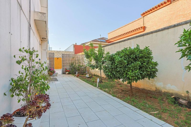 Foto f4b46f5f-8062-4b2a-944b-5af18e6517ad. Casa amb calefacció aparcament piscina a Olivar de Quintos Montequinto