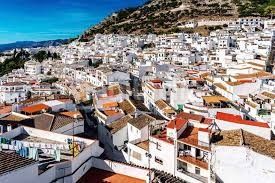 Foto 129b1a79-264f-4df7-a803-8c5ccff1de52. Planta baixa amb calefacció aparcament piscina a Mijas