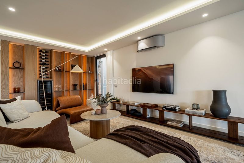 Foto 4e807162-4d86-4b1e-993d-eb1c75f2831f. Xalet amb aparcament a Nueva Andalucía centro Marbella