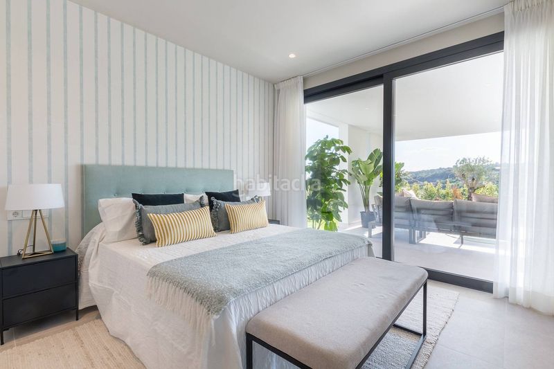 Foto 4f2f4a3d-f09b-4a68-bf6e-dd4b088304f9. Apartament amb calefacció aparcament piscina a Guadalobón Estepona