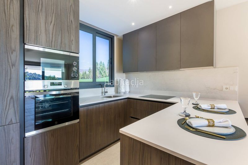 Foto 65730962-baf2-4965-a024-e1a27a63b238. Apartament amb calefacció aparcament piscina a Guadalobón Estepona